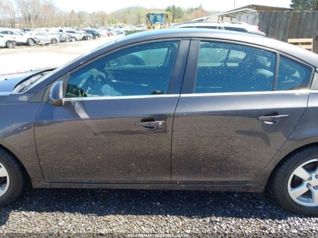 1G1PC5SB3F7298893 Chevrolet Cruze 1lt Auto