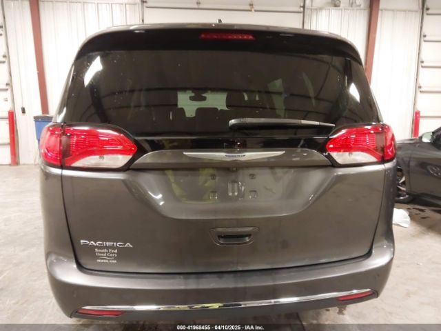 2C4RC1BG5HR803306 Chrysler Pacifica Touring-l