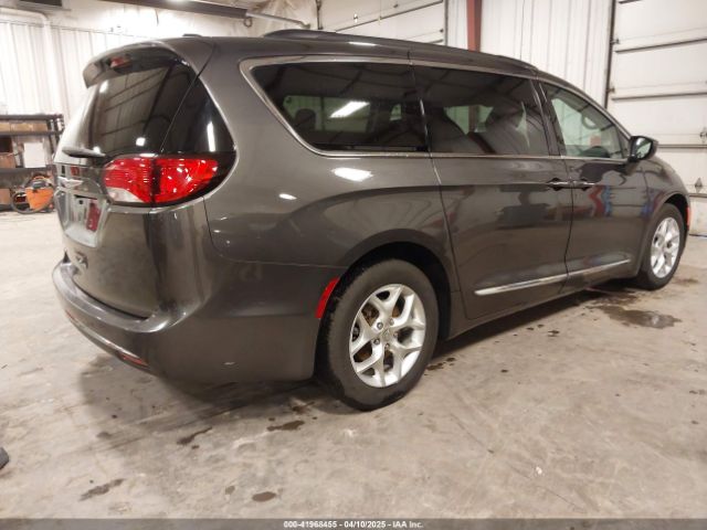 2C4RC1BG5HR803306 Chrysler Pacifica Touring-l
