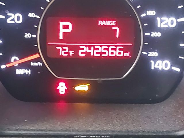 KNDJN2A26H7478525 KIA Soul !