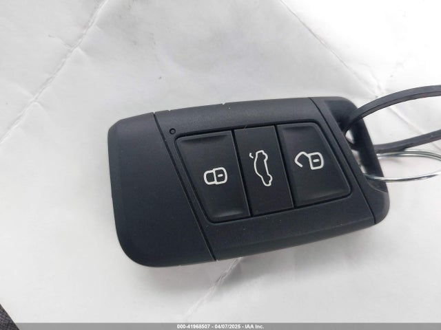 3VV8X7B26RM027964 Volkswagen tsi