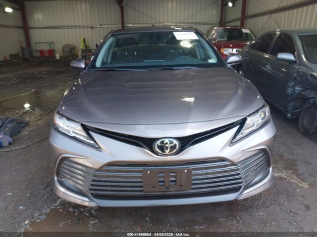 4T1C11AKXRU909946 Toyota CAMRY LE