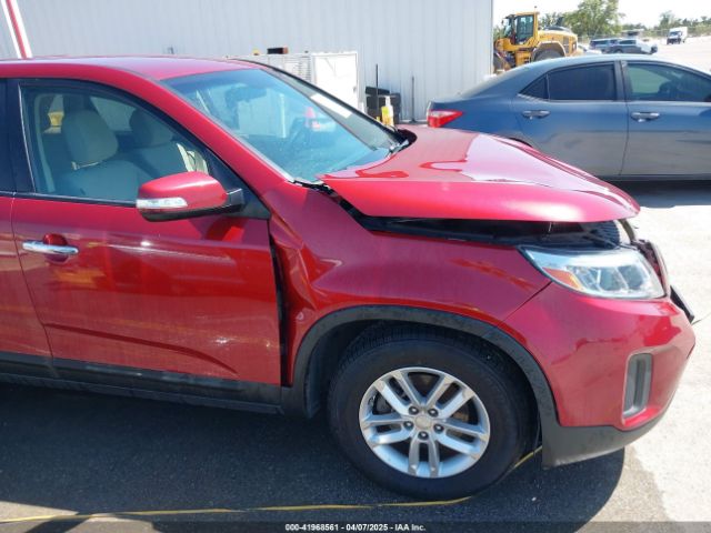 5XYKT3A62FG592895 KIA SORENTO LX