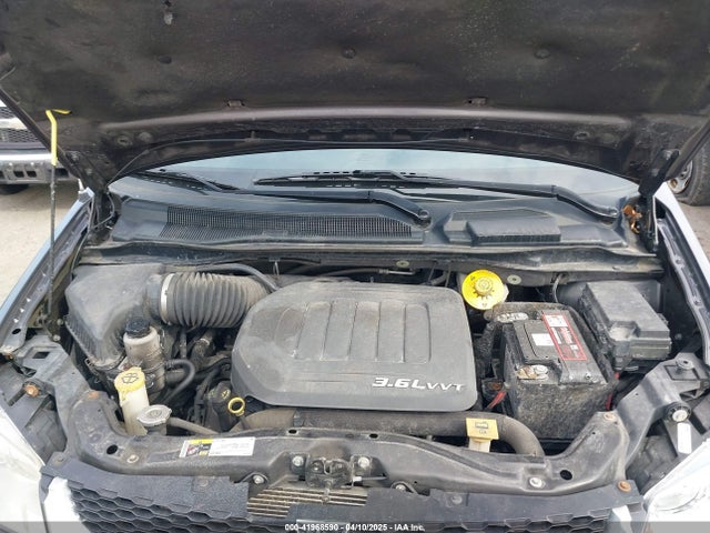 2C4RDGBG1FR558839 Dodge Grand Caravan Se