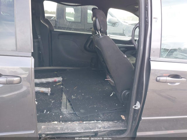 2C4RDGBG1FR558839 Dodge Grand Caravan Se