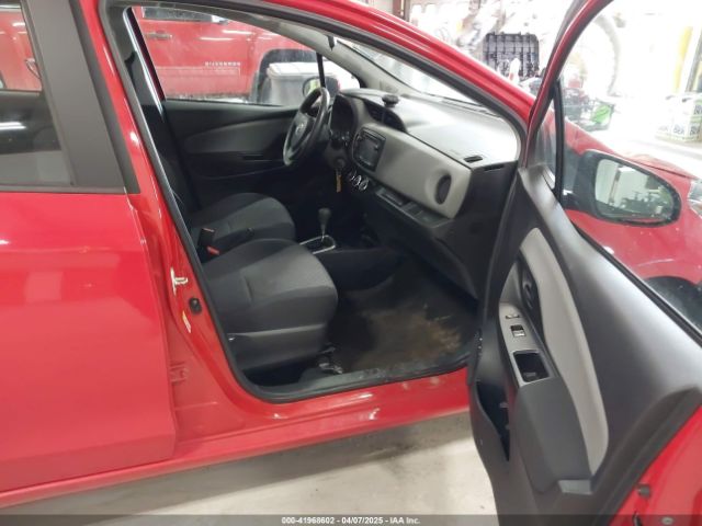 VNKKTUD30FA034347 Toyota YARIS L
