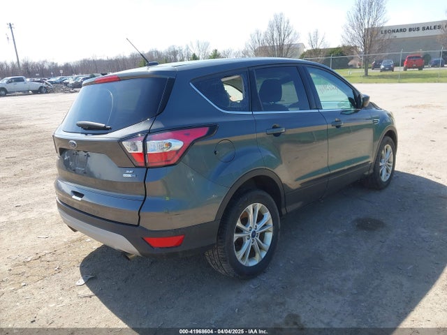 1FMCU9GD1HUD99788 Ford ESCAPE SE