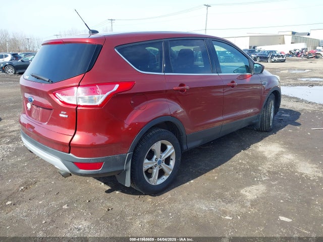 1FMCU9GX3EUA81161 Ford ESCAPE SE