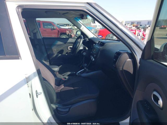 KNDJN2A24F7137816 KIA Soul