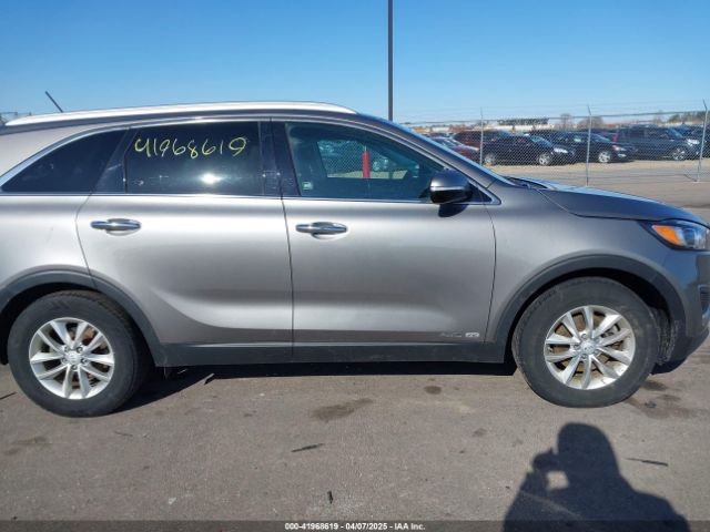 5XYPGDA58GG178903 KIA Sorento 3.3l Lx