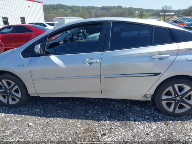 JTDKARFU1G3006077 Toyota Prius Three Touring
