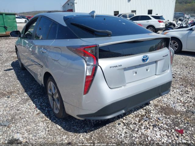 JTDKARFU1G3006077 Toyota Prius Three Touring