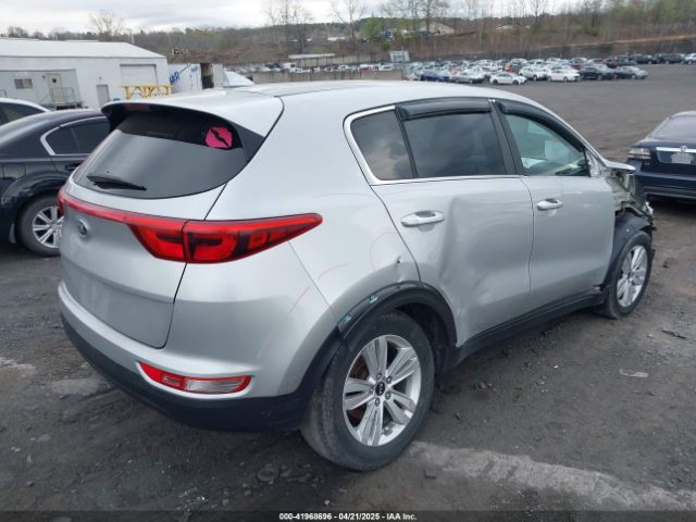 KNDPMCAC4J7437926 KIA Sportage Lx