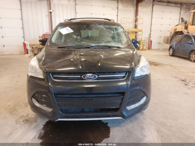 1FMCU9J96EUE11367 Ford Escape Titanium