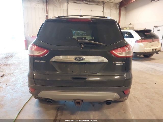 1FMCU9J96EUE11367 Ford Escape Titanium