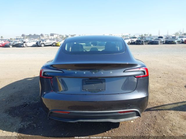 5YJ3E1EAXRF724234 Tesla MODEL 3