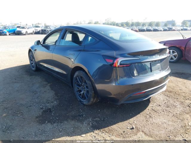 2024 TESLA MODEL 3 5YJ3E1EAXRF724234 Photo 2