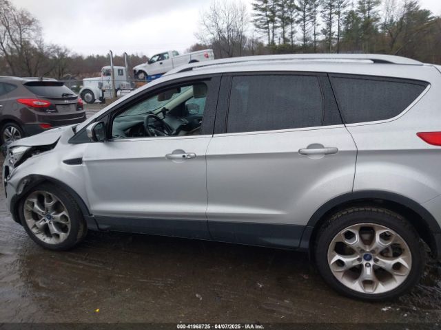 1FMCU0JX0GUB38410 Ford Escape Titanium