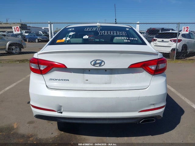 Hyundai Sonata 2017 5NPE24AF6HH565572 Image 15