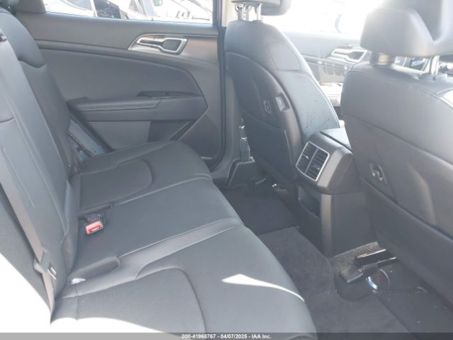 5XYK33AF0PG103332 KIA Sportage Ex