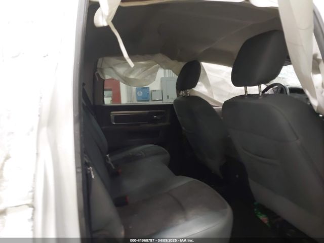1C6RR7LT1ES104365 RAM 1500 Slt
