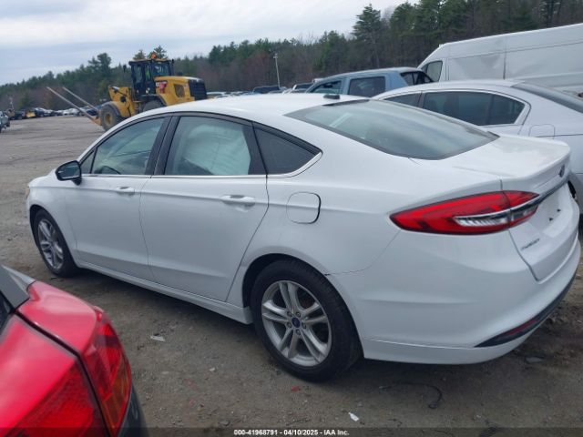 3FA6P0H7XJR133587 Ford FUSION SE