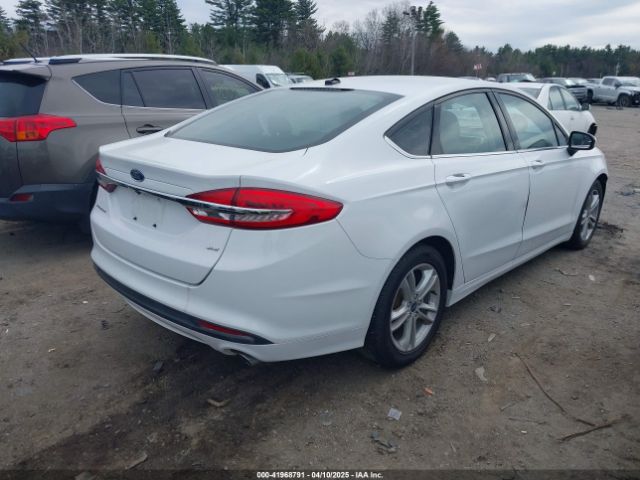 3FA6P0H7XJR133587 Ford FUSION SE