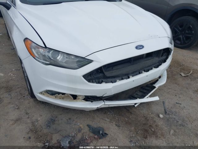3FA6P0H7XJR133587 Ford FUSION SE