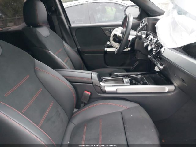 W1N4M4GB3RW353372 Mercedes-Benz GLB 250