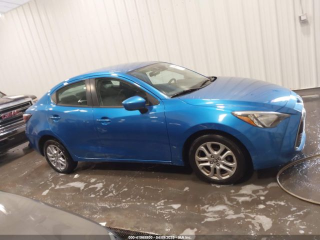 3MYDLBYV6HY165185 Toyota YARIS IA