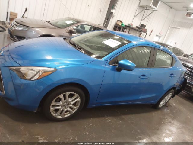 3MYDLBYV6HY165185 Toyota YARIS IA