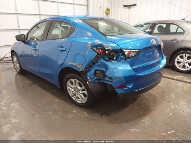 3MYDLBYV6HY165185 Toyota YARIS IA