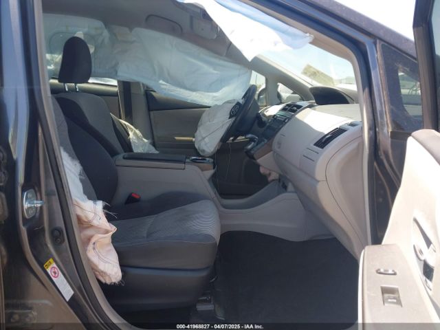 JTDZN3EU6FJ023761 Toyota Prius V Three