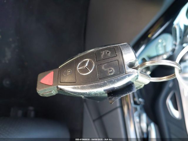 55SWF4KB1FU038876 Mercedes-Benz C 300 4matic/luxury 4matic/sport 4matic
