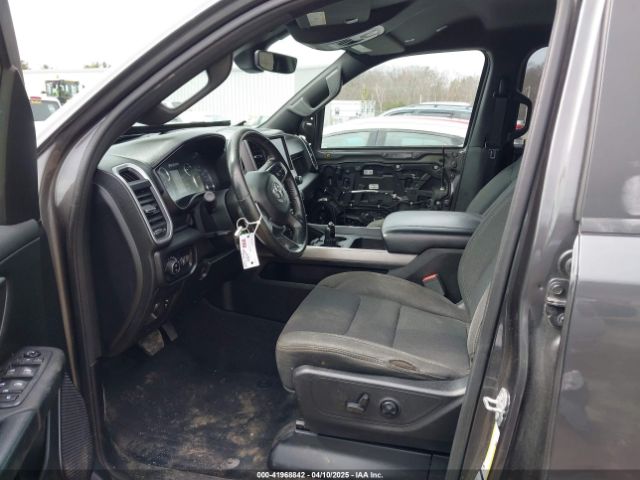 2019 RAM 1500 1C6SRFFT0KN912479 Photo 4
