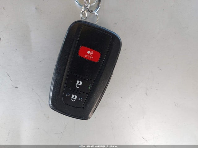 Toyota Prius Two 2016 JTDKBRFU4G3014560 Image 11