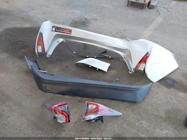 Toyota Prius Two 2016 JTDKBRFU4G3014560 Image 12