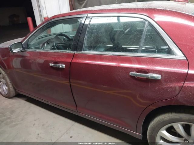 2C3CCAEG8KH722545 Chrysler 300