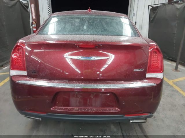 2C3CCAEG8KH722545 Chrysler 300