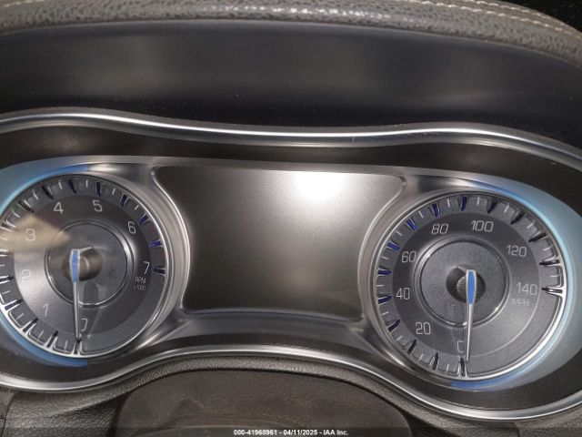 2C3CCAEG8KH722545 Chrysler 300