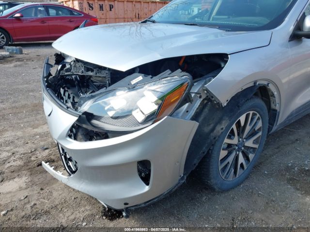 1FMCU9DZ9LUB87634 Ford Escape Titanium Hybrid