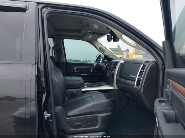 3C6UR5FL6JG366765 RAM 2500 Laramie  4x4 6'4 Box