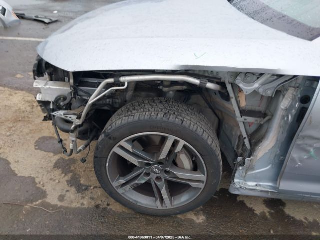 WAUENAF41JA109910 Audi A4 2.0t Premium/2.0t Tech Premium