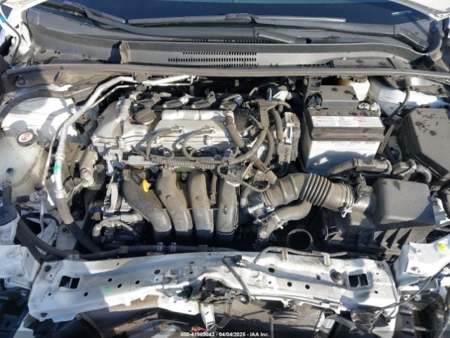 5YFEPMAE9MP203743 Toyota COROLLA LE