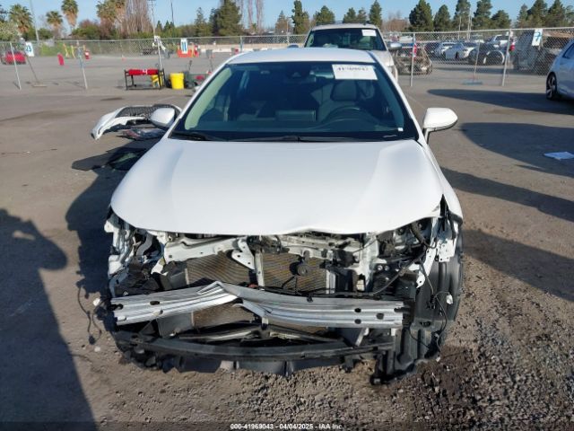 5YFEPMAE9MP203743 Toyota COROLLA LE