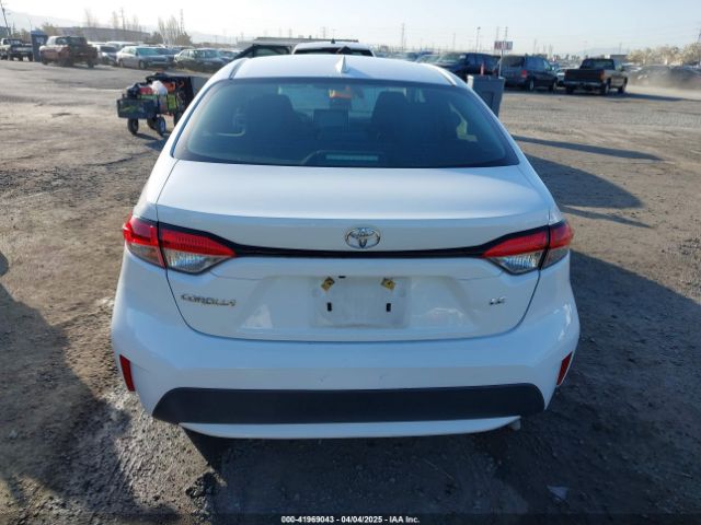 5YFEPMAE9MP203743 Toyota COROLLA LE