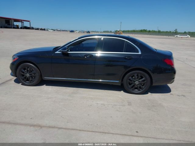 55SWF8EB6KU315843 Mercedes-Benz C 300 4matic