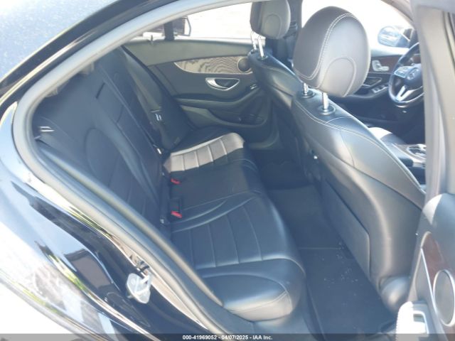 55SWF8EB6KU315843 Mercedes-Benz C 300 4matic