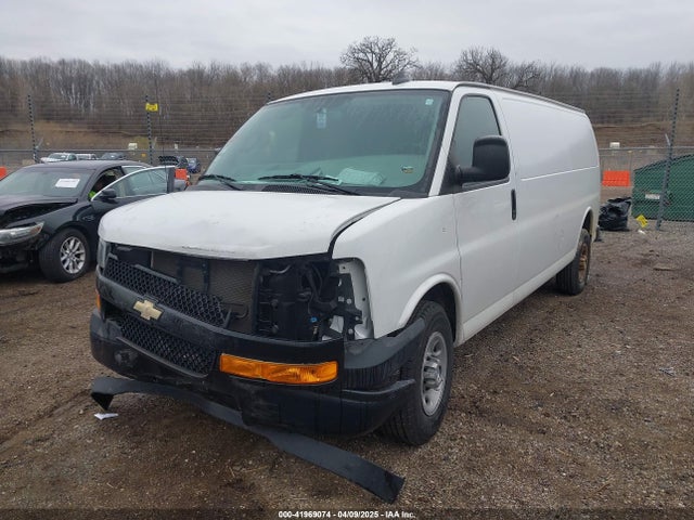 1GCWGBFG4J1326904 Chevrolet Express 2500 Work Van