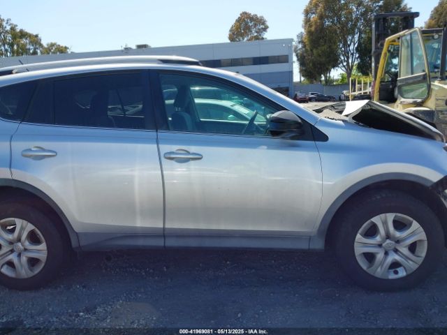 2T3ZFREV1FW227894 Toyota RAV4 LE